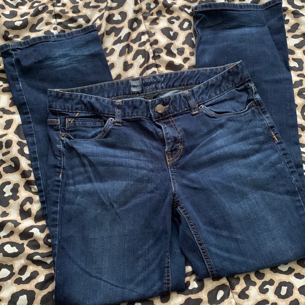 Mossimo curvy fit boot cut blue jeans